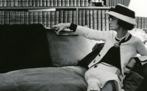 Coco Chanel: 5 curiosidades sobre a revolucionária da moda