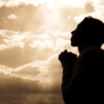Como Aprender a Orar: o Silêncio como Forma de Pensamento