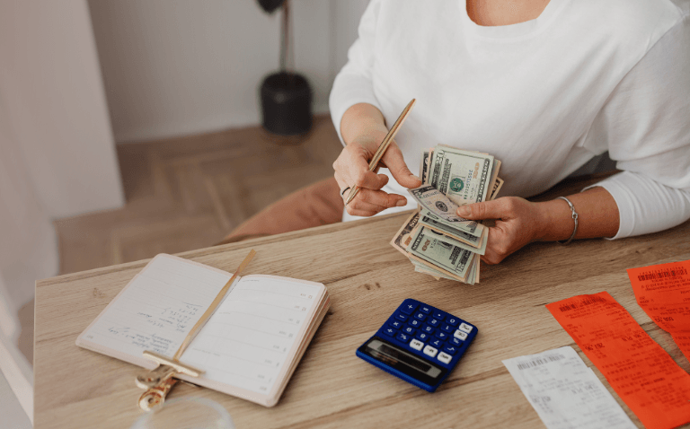 Como ganhar dinheiro na internet: caminhos reais para começar do zero